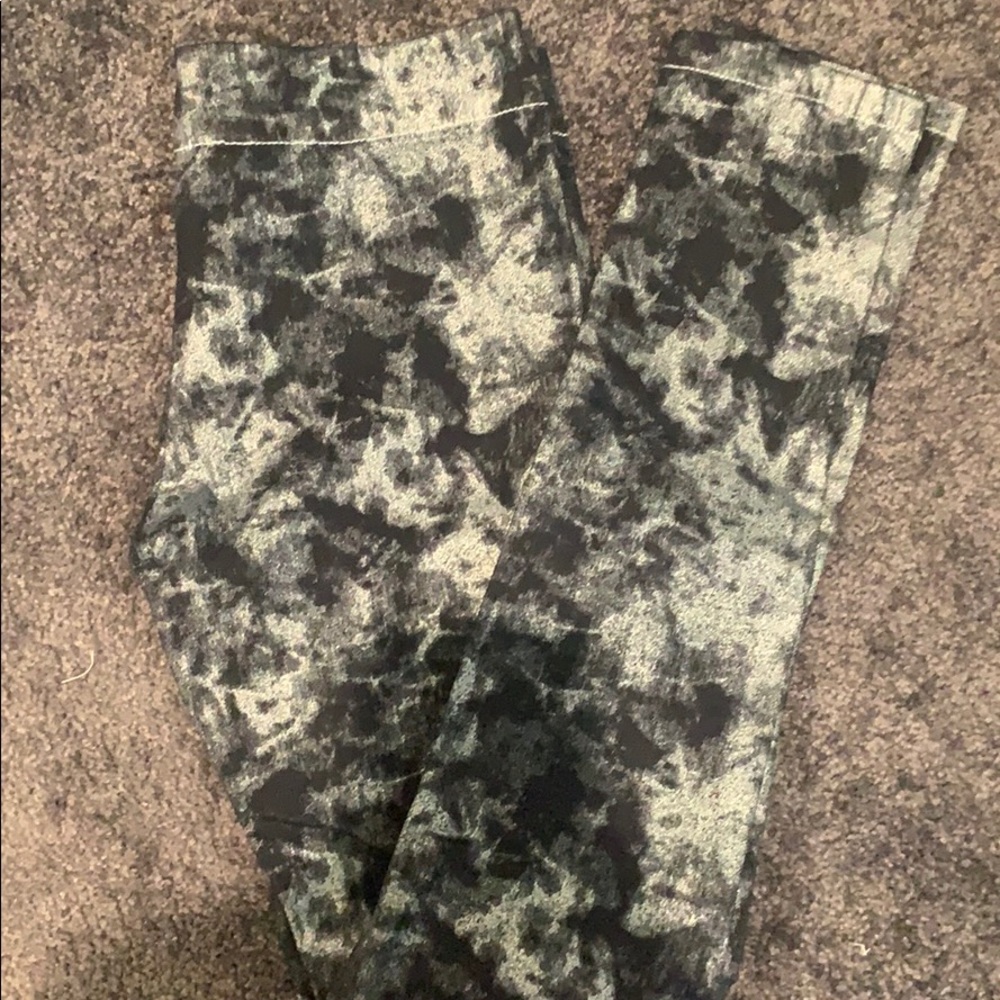 Members Only silver & indigo skinny jeans. Med.